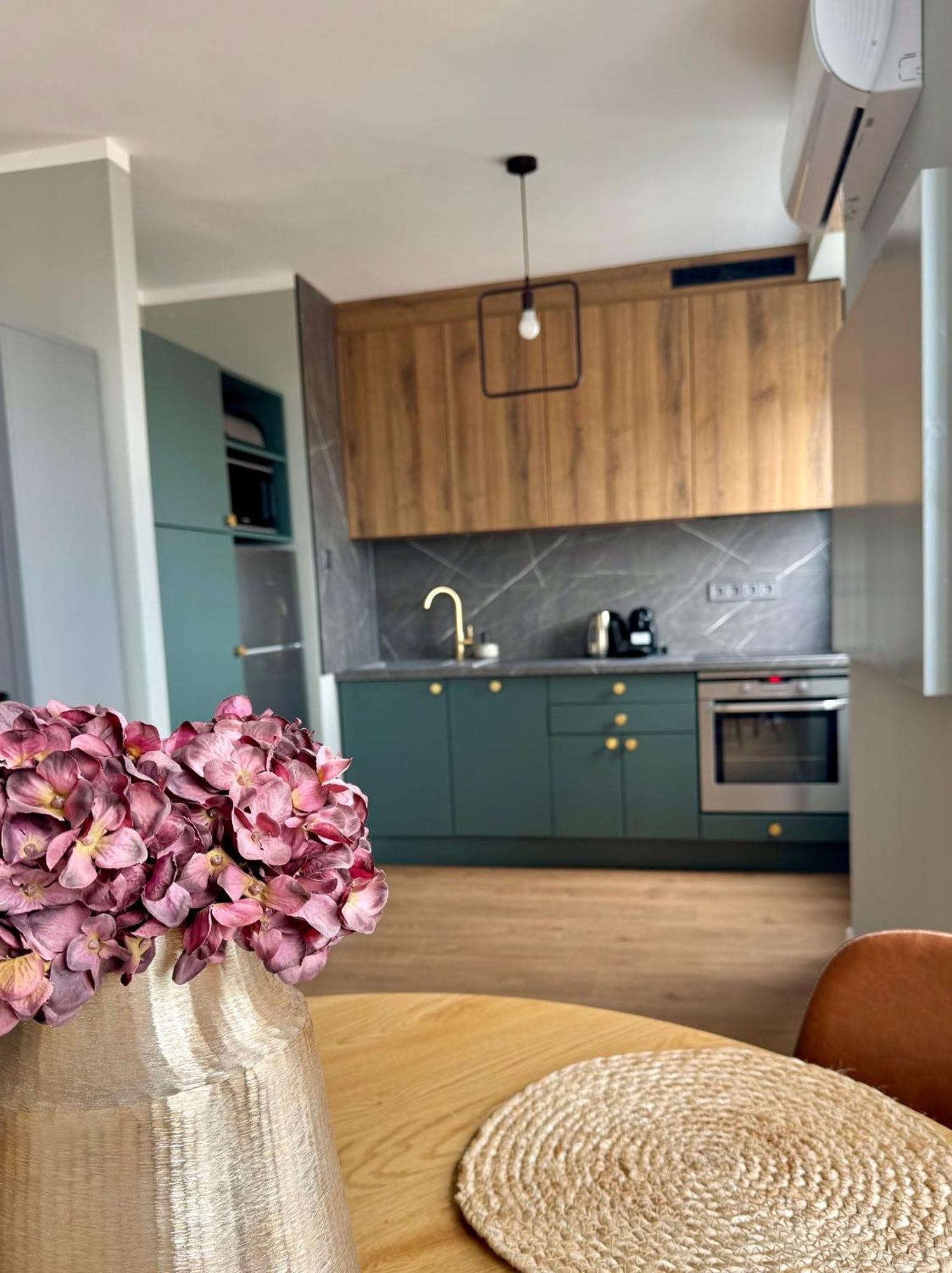 Panorama View Deluxe Apartment 베스프렘 외부 사진