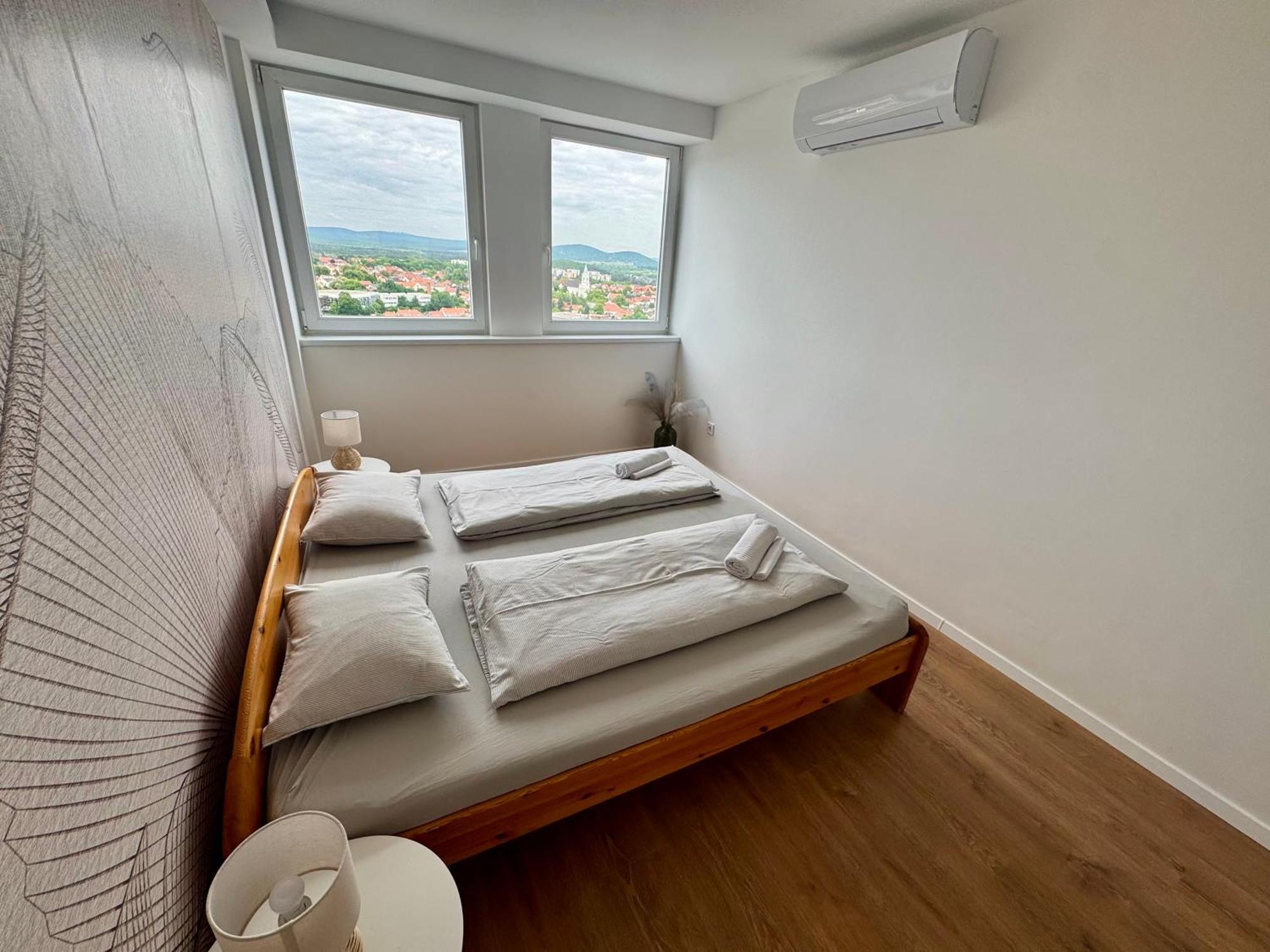 Panorama View Deluxe Apartment 베스프렘 외부 사진